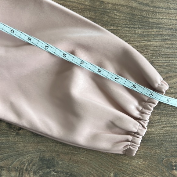 Dolce Cabo tan leather like shirt size S NWT - Picture 4 of 8